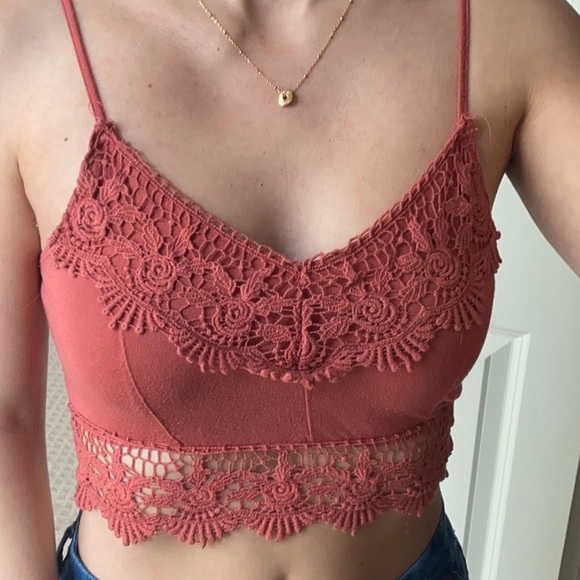 Forever 21 Tops - Forever 21 Crochet Crop Top
